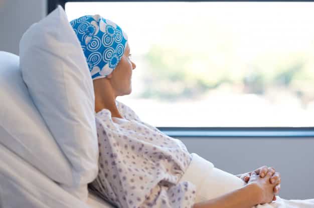 cancer-patient-resting_256588-1326