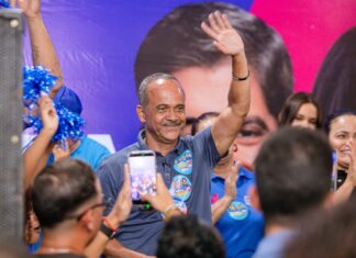 Elinaldo avança na RMS com apoio de lideranças e aposta em votação expressiva